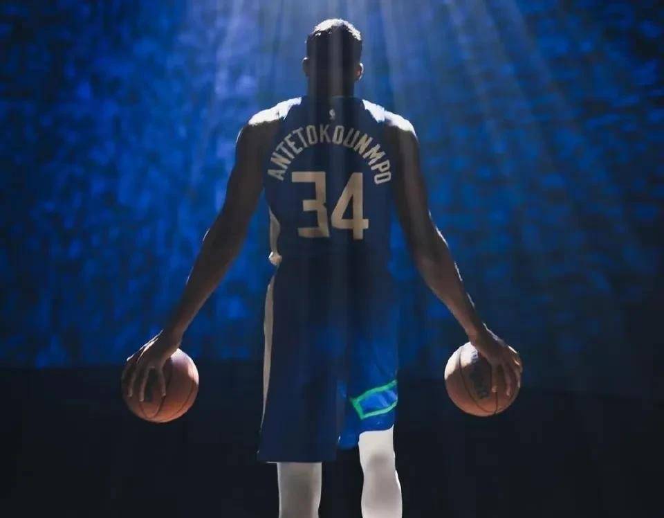 开云体育-字母哥连续十二场比赛得分超过高光表现，雄鹿挑战极限！的简单介绍